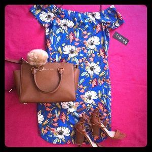 Sold!! Off shoulder floral dress size large